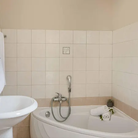 Вилла Mihas Влахата