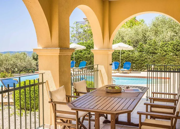 Mihas Villa Vlachata