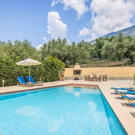 Mihas Villa Vlachata